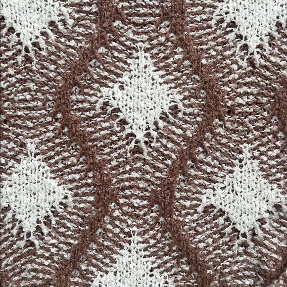 Brown & White Women's Sweater - Picture 3 of 5